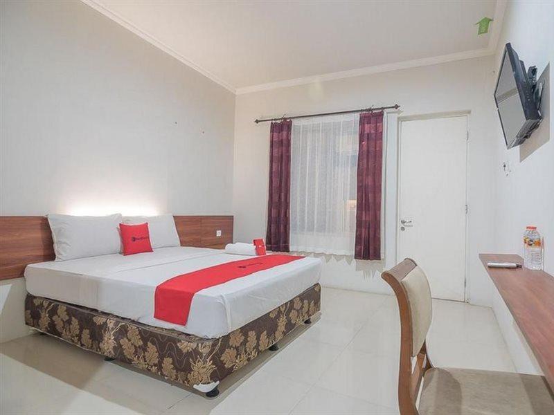 Reddoorz Near Alun Alun Subang Hotel Kültér fotó