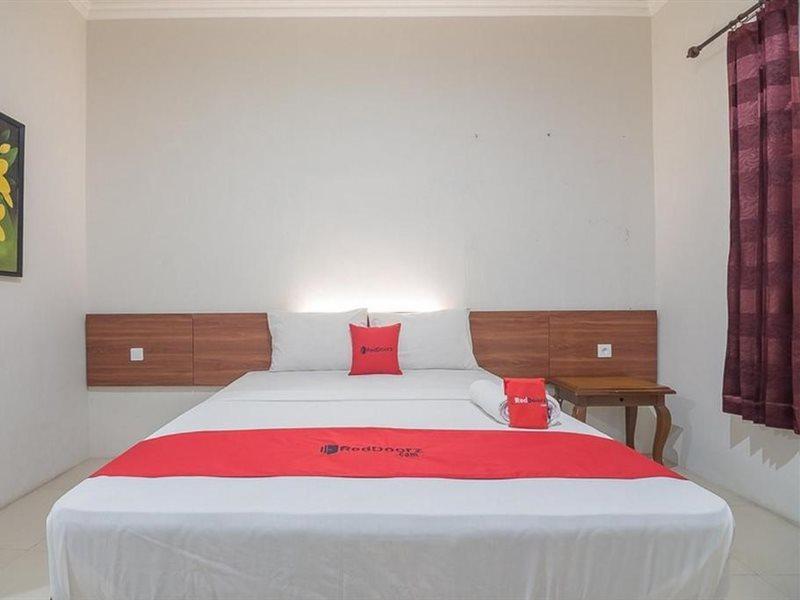 Reddoorz Near Alun Alun Subang Hotel Kültér fotó