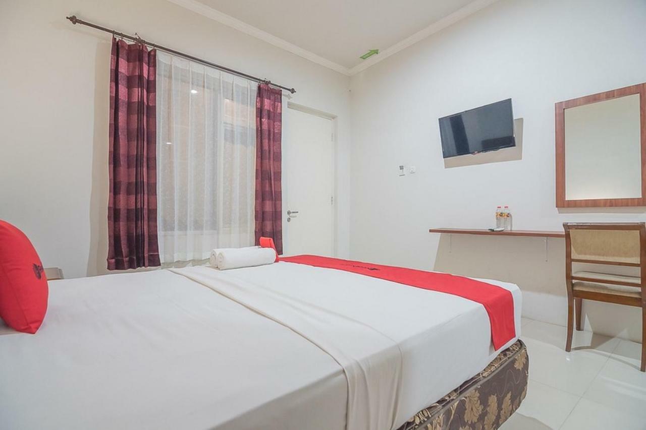 Reddoorz Near Alun Alun Subang Hotel Kültér fotó