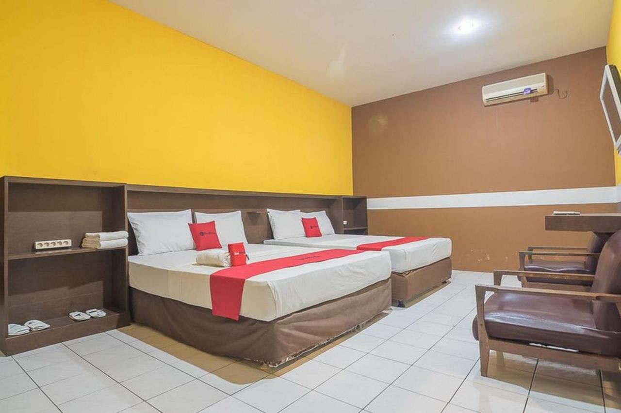 Reddoorz Near Alun Alun Subang Hotel Kültér fotó